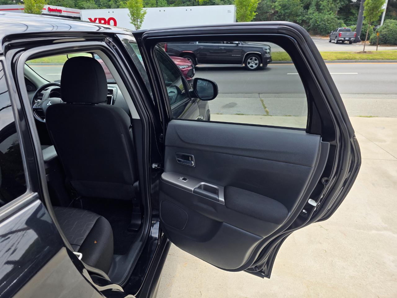 Mitsubishi Outlander Sport 2.0 ES CVT 2020