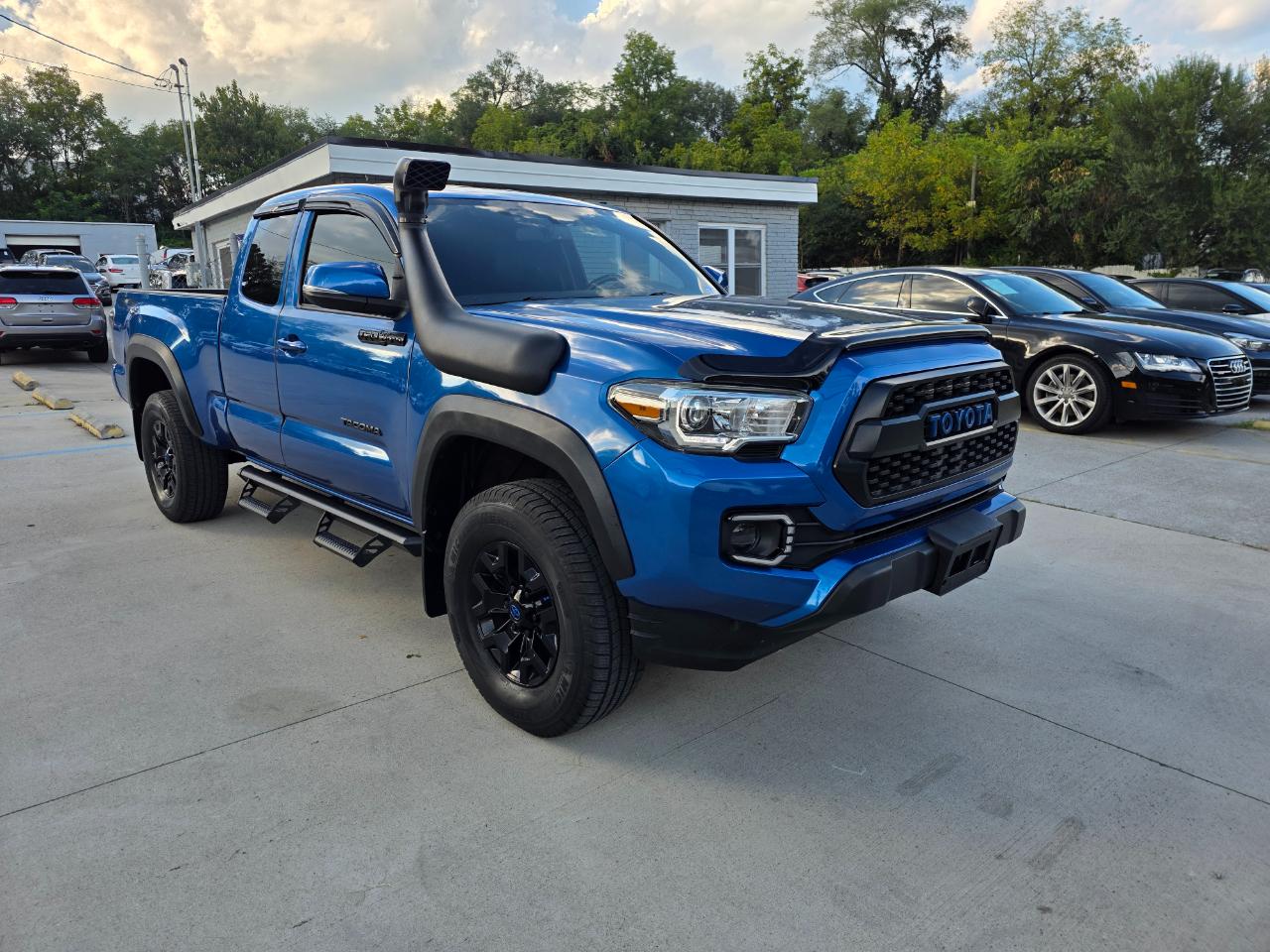 Toyota Tacoma  2016