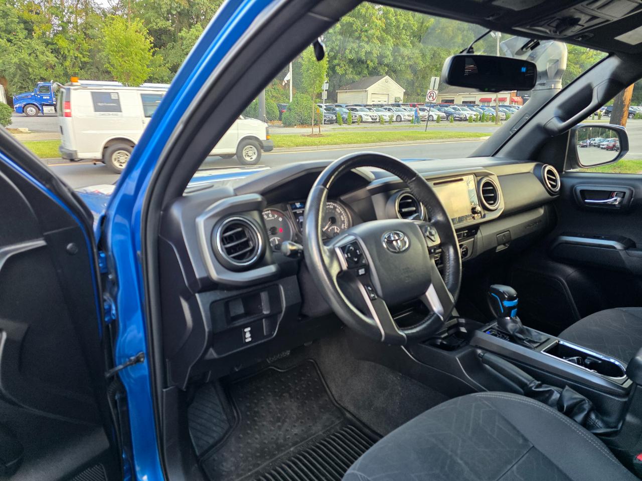 Toyota Tacoma  2016