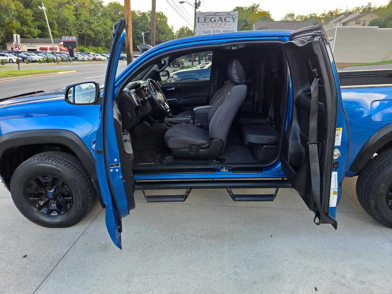 Toyota Tacoma  2016