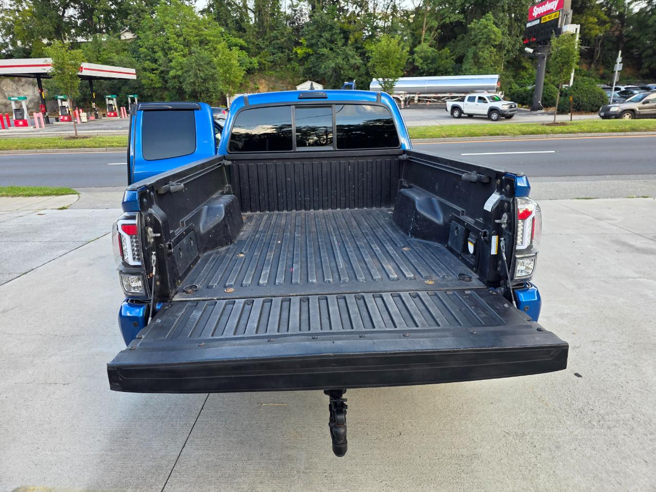 Toyota Tacoma  2016