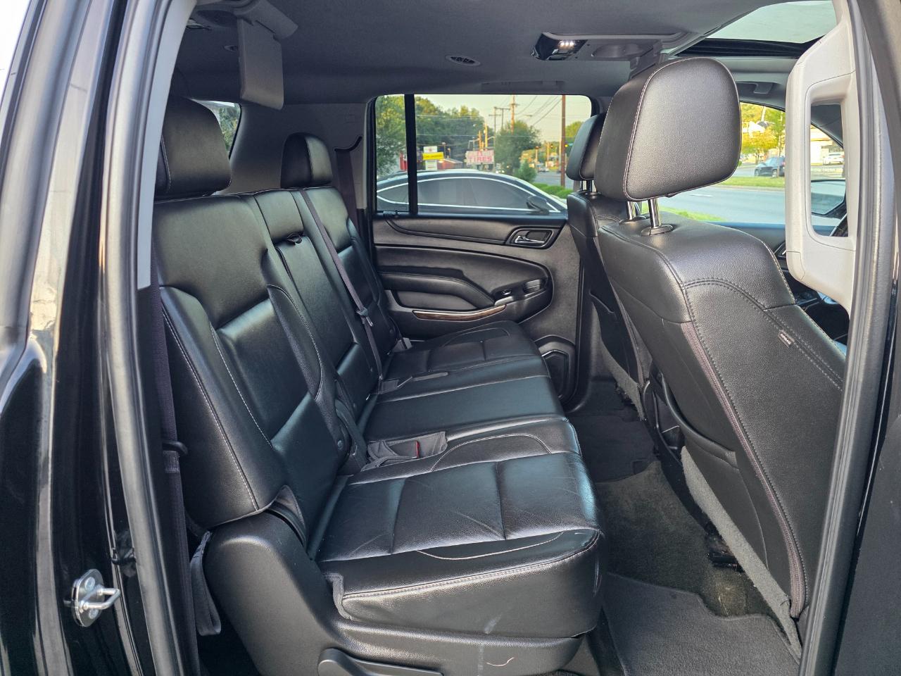 Chevrolet Suburban LT 4WD 2017