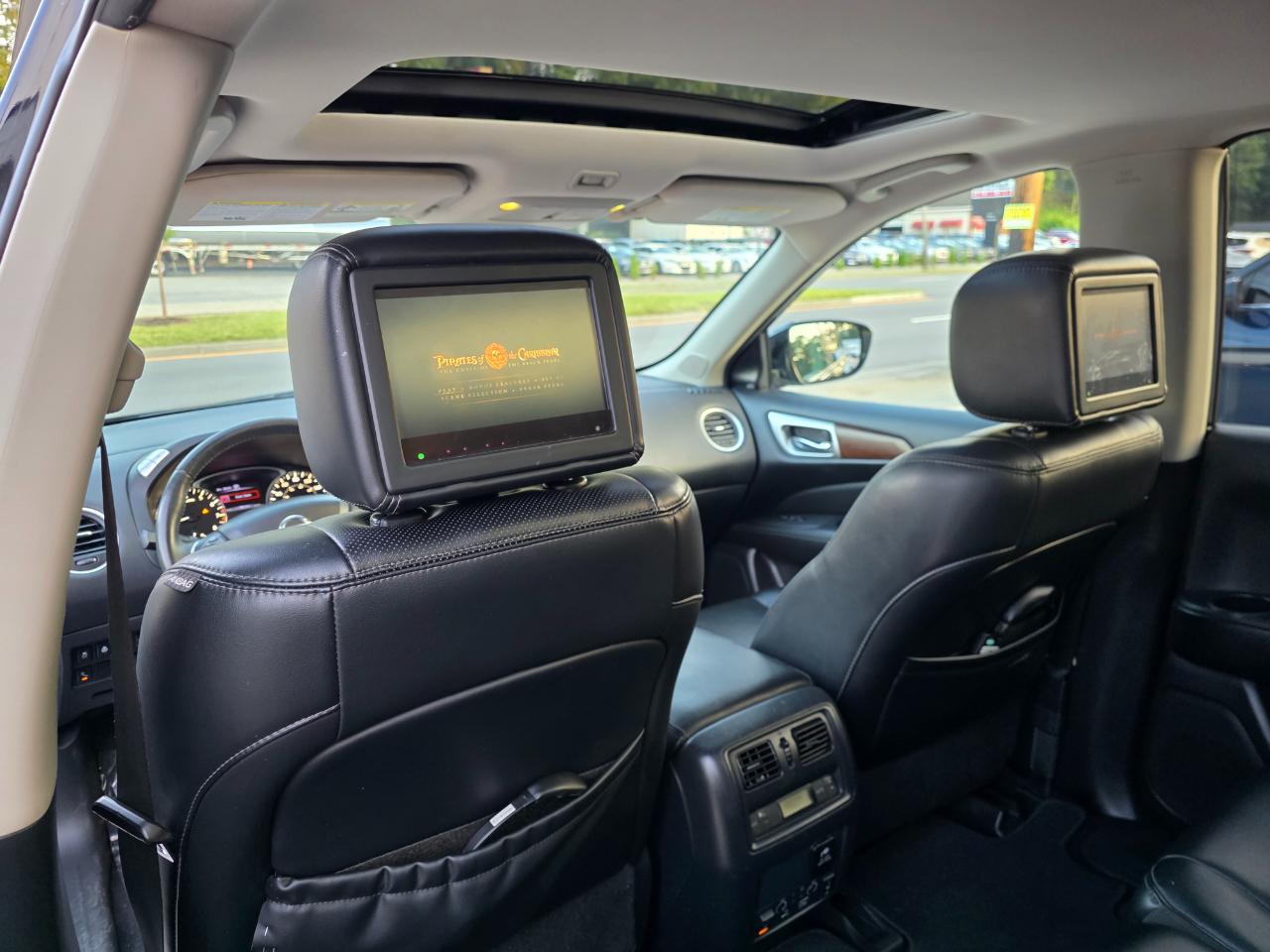 Nissan Pathfinder Platinum 4WD 2017