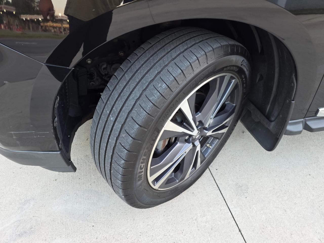 Nissan Pathfinder Platinum 4WD 2017