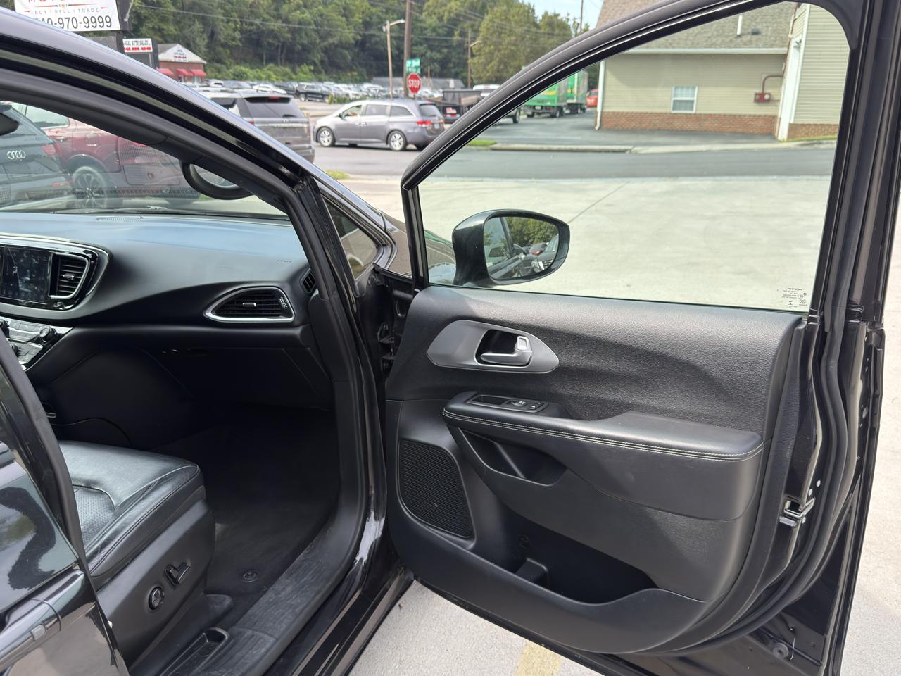Chrysler Pacifica Touring-L 2018