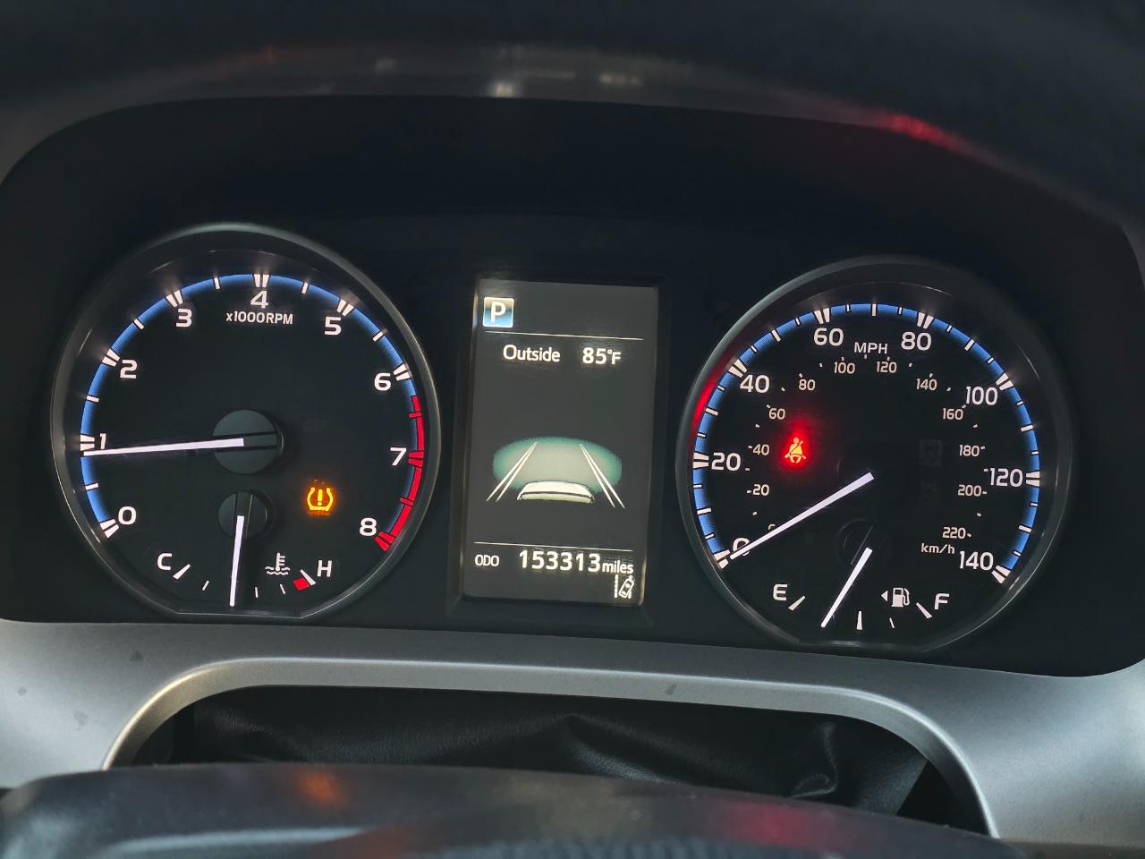 Toyota RAV4 LE FWD 2018