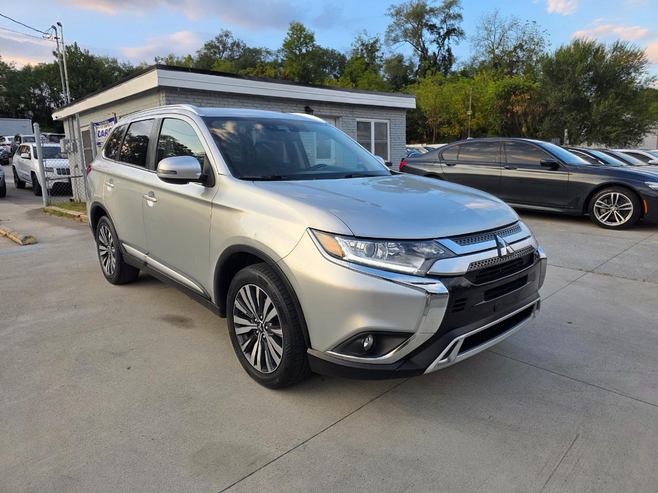Mitsubishi Outlander SEL AWD 2020