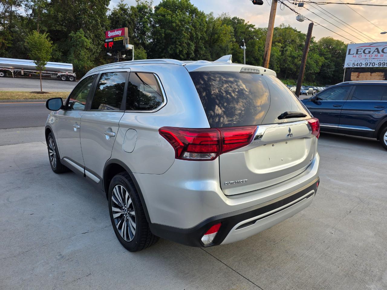 Mitsubishi Outlander SEL AWD 2020