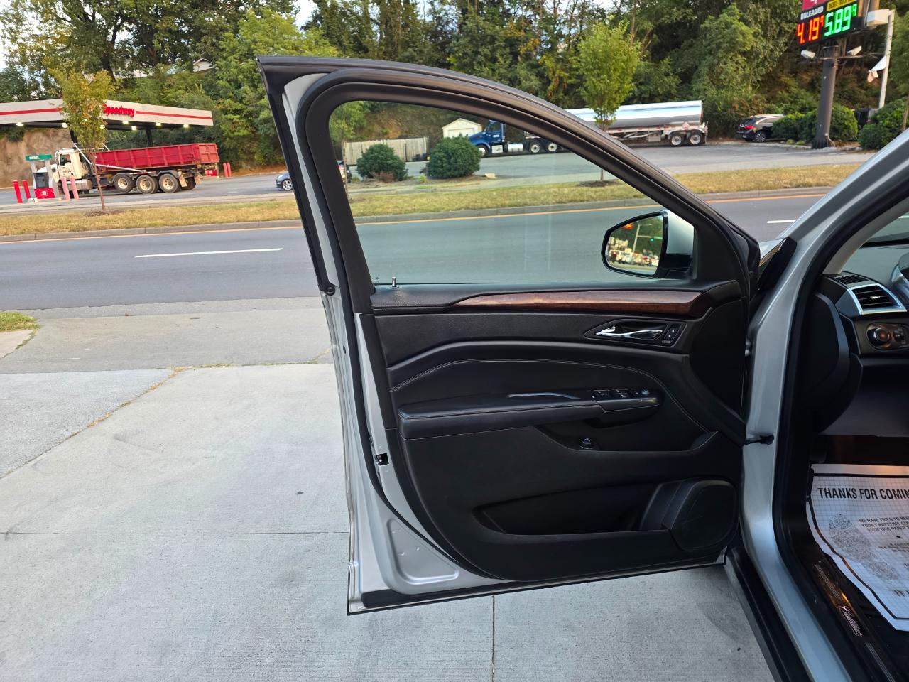 Cadillac SRX Luxury Collection FWD 2014