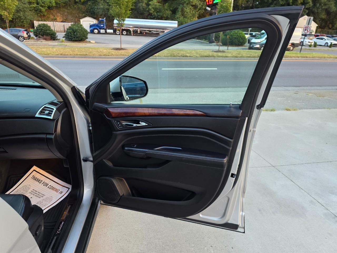 Cadillac SRX Luxury Collection FWD 2014