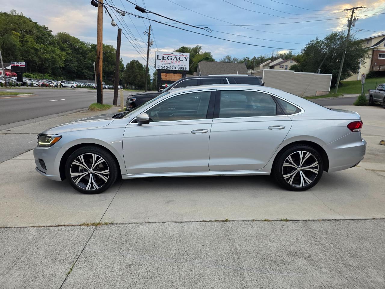 Volkswagen Passat SE 2021