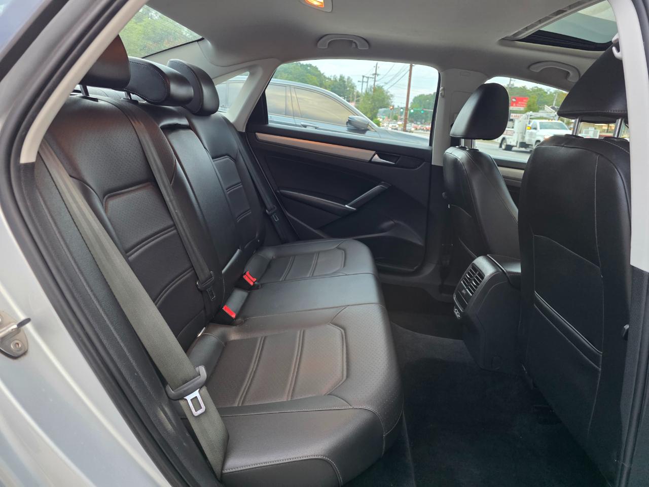 Volkswagen Passat SE 2021