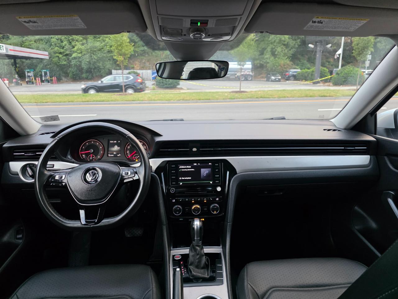 Volkswagen Passat SE 2021