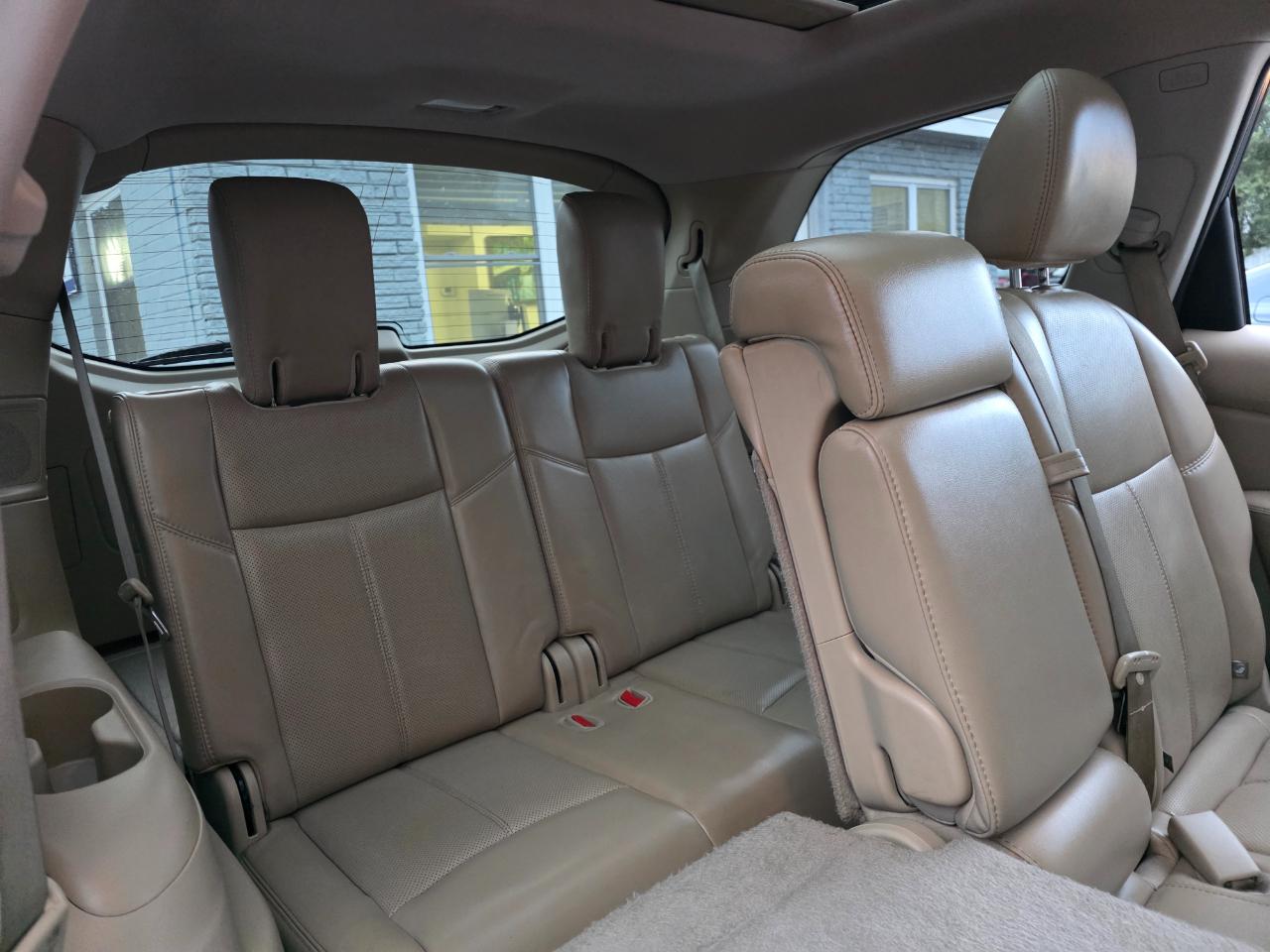 Nissan Pathfinder SV 4WD 2015