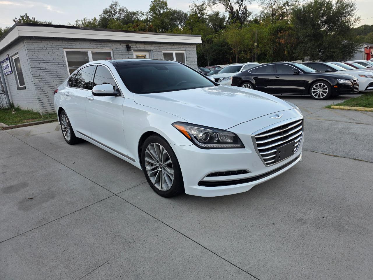 Hyundai Genesis 3.8L 2015