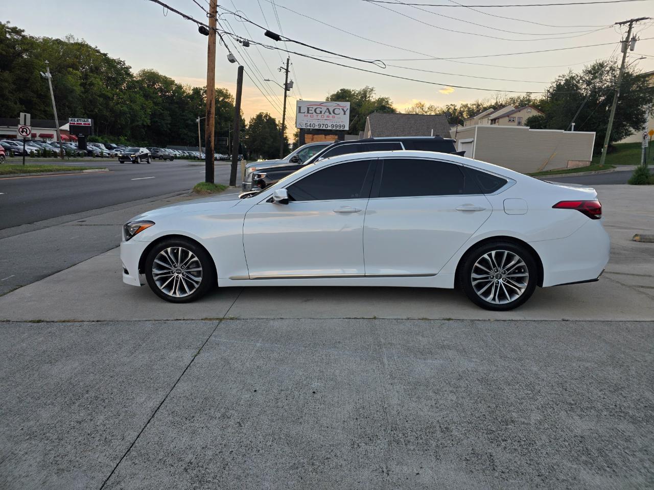 Hyundai Genesis 3.8L 2015