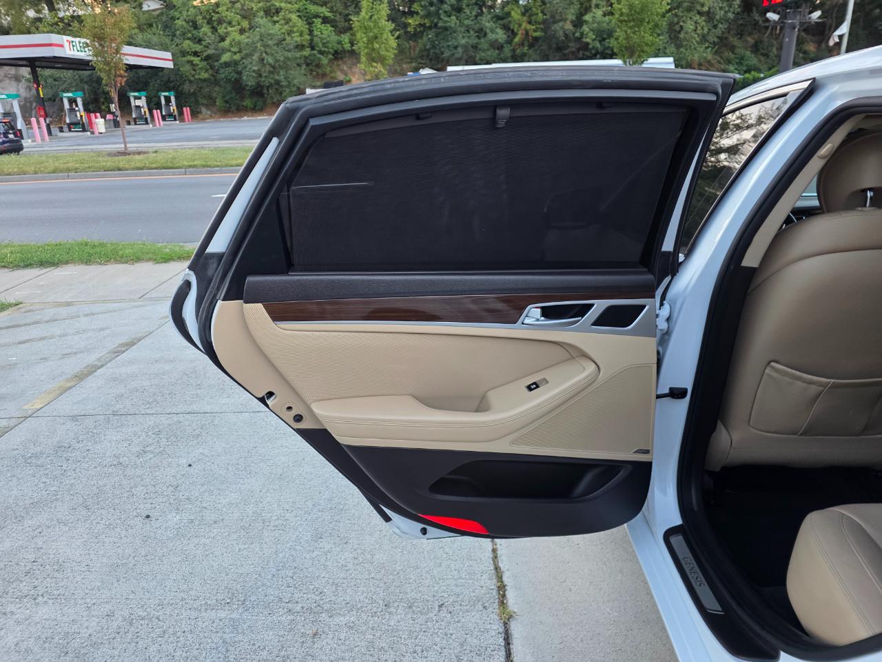 Hyundai Genesis 3.8L 2015