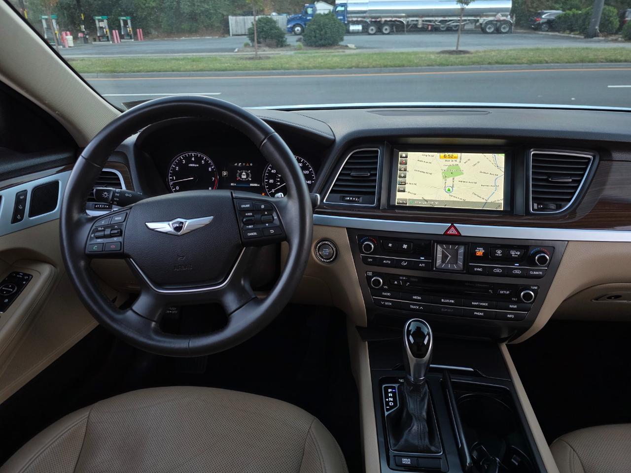 Hyundai Genesis 3.8L 2015
