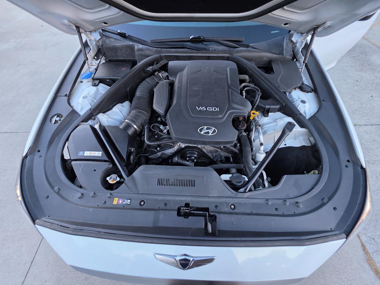 Hyundai Genesis 3.8L 2015