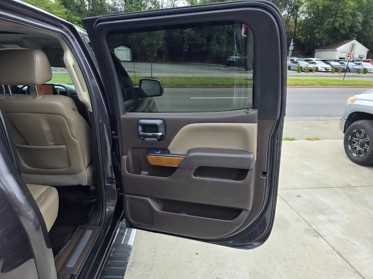 Chevrolet Silverado 1500 2LZ Crew Cab Long Box 4WD 2014