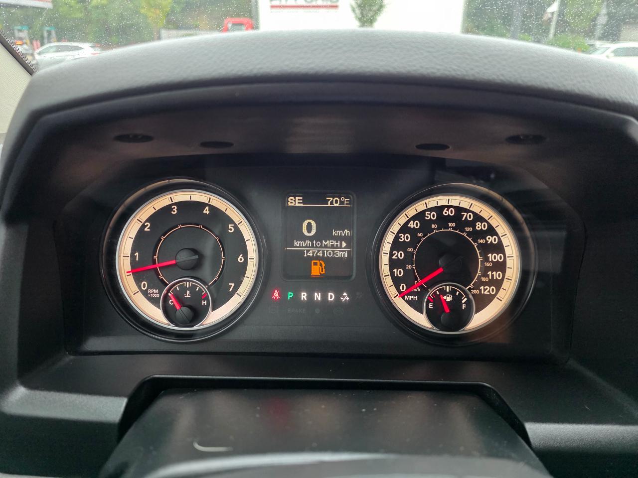 RAM 1500 SLT Crew Cab SWB 4WD 2017