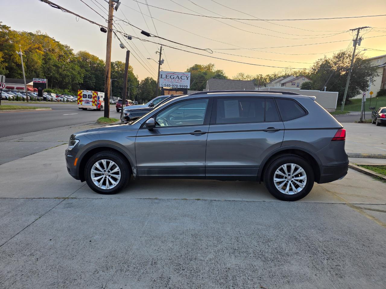 Volkswagen Tiguan S 4Motion 2018