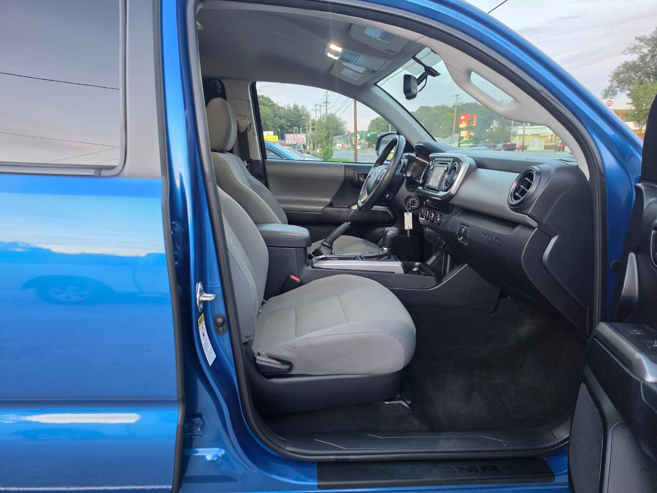 Toyota Tacoma SR5 Double Cab Super Long Bed V6 6AT 4WD 2017