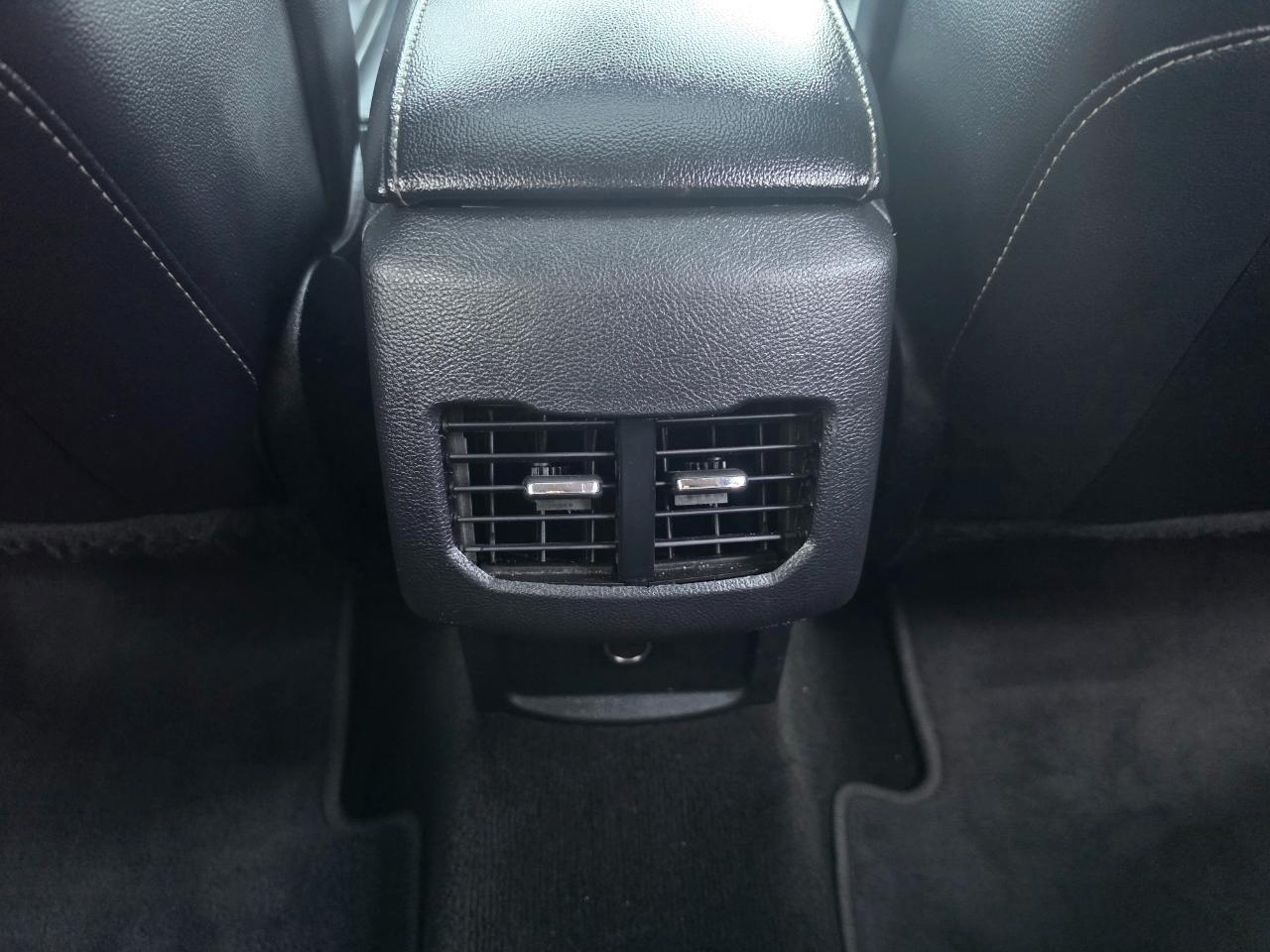 Ford Fusion Titanium AWD 2020