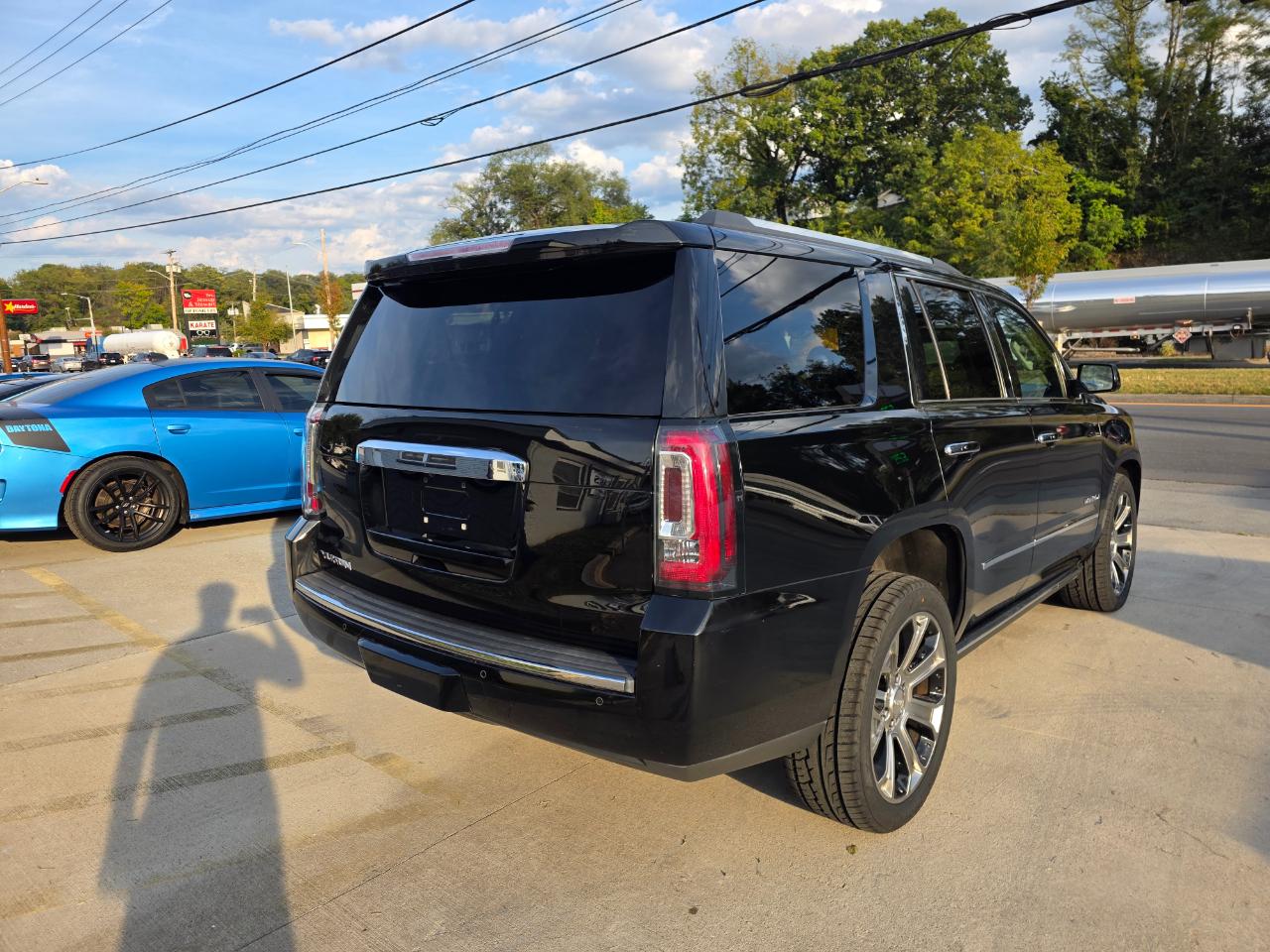GMC Yukon Denali 4WD 2015