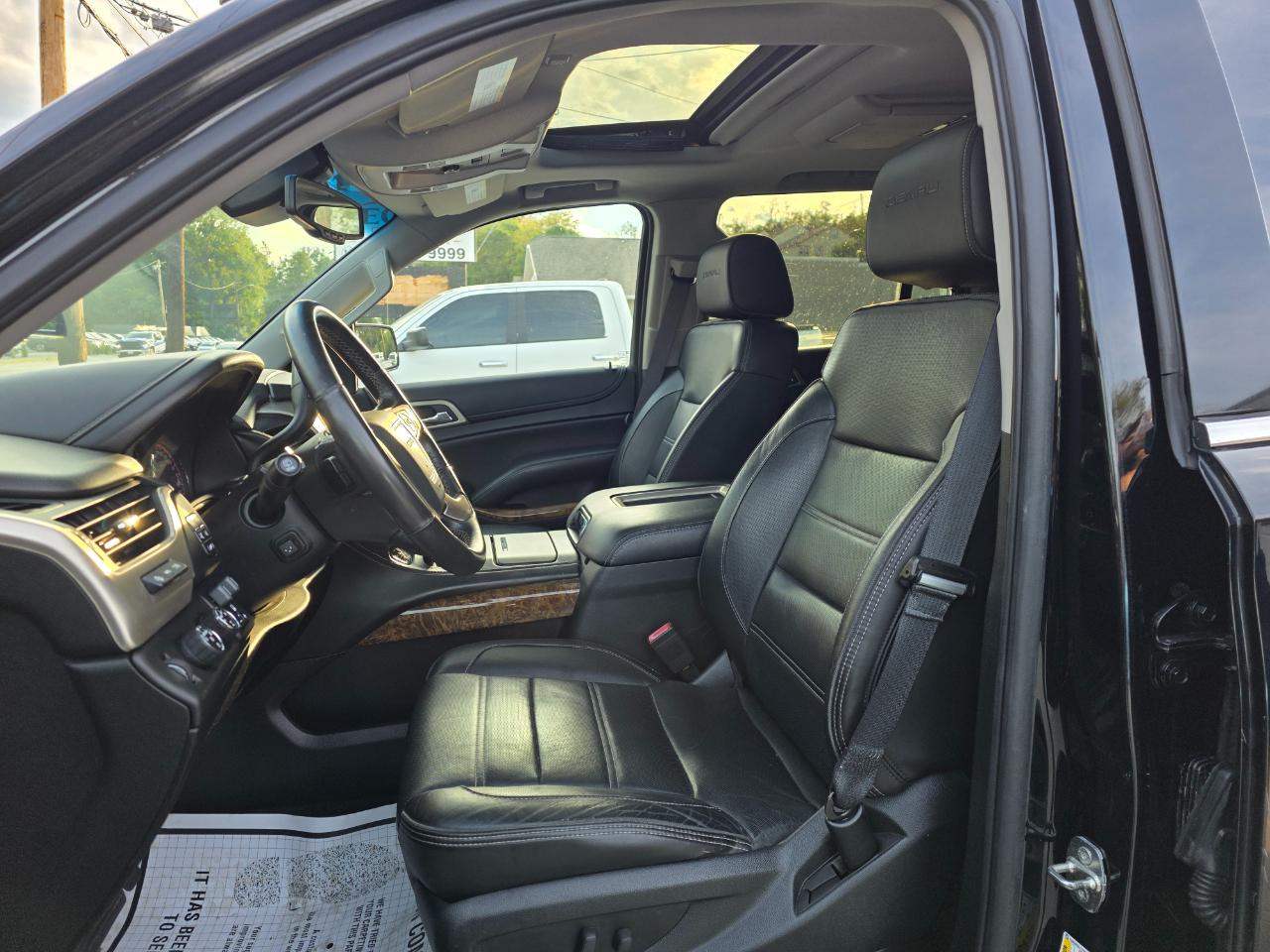 GMC Yukon Denali 4WD 2015