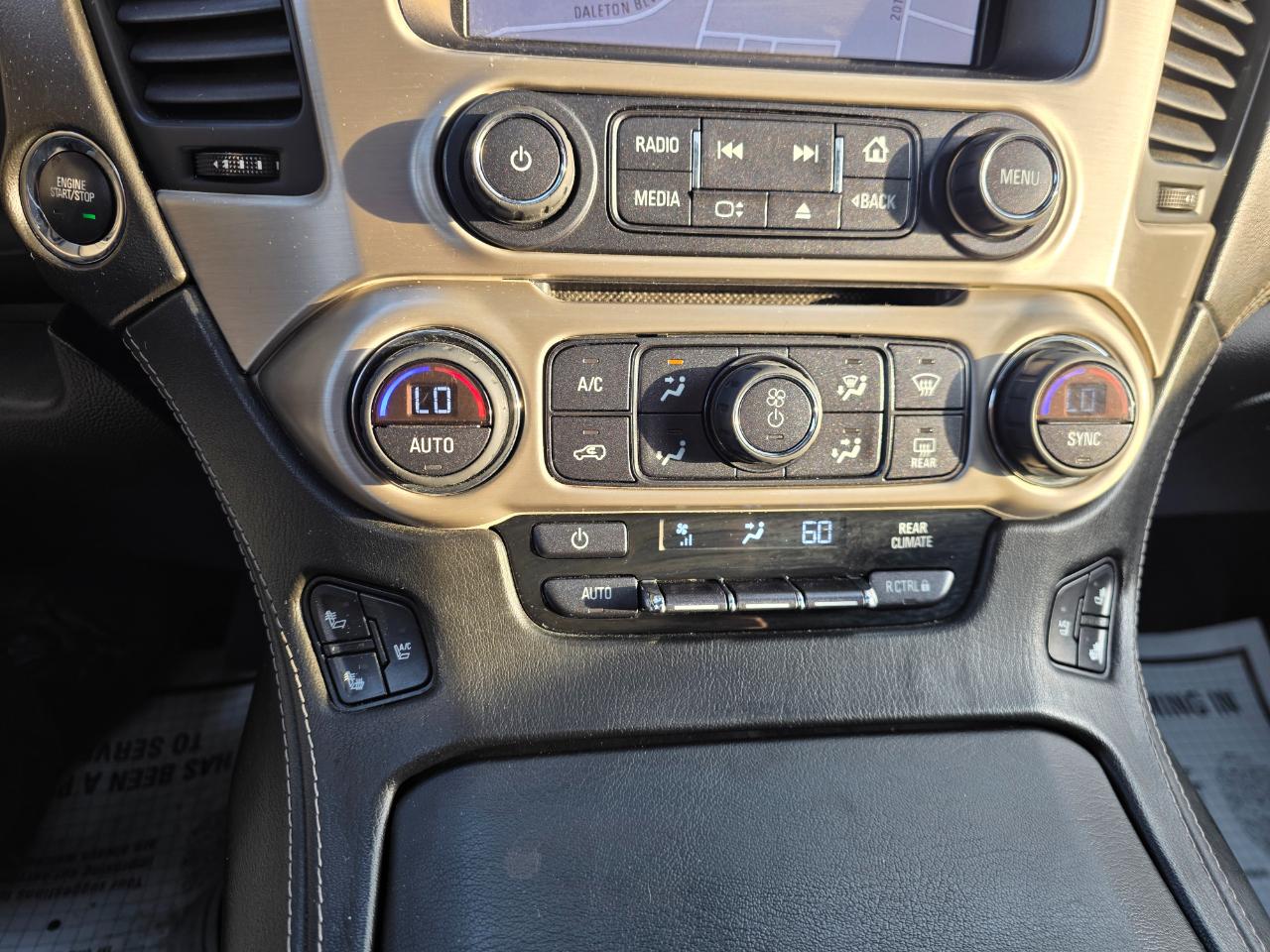 GMC Yukon Denali 4WD 2015