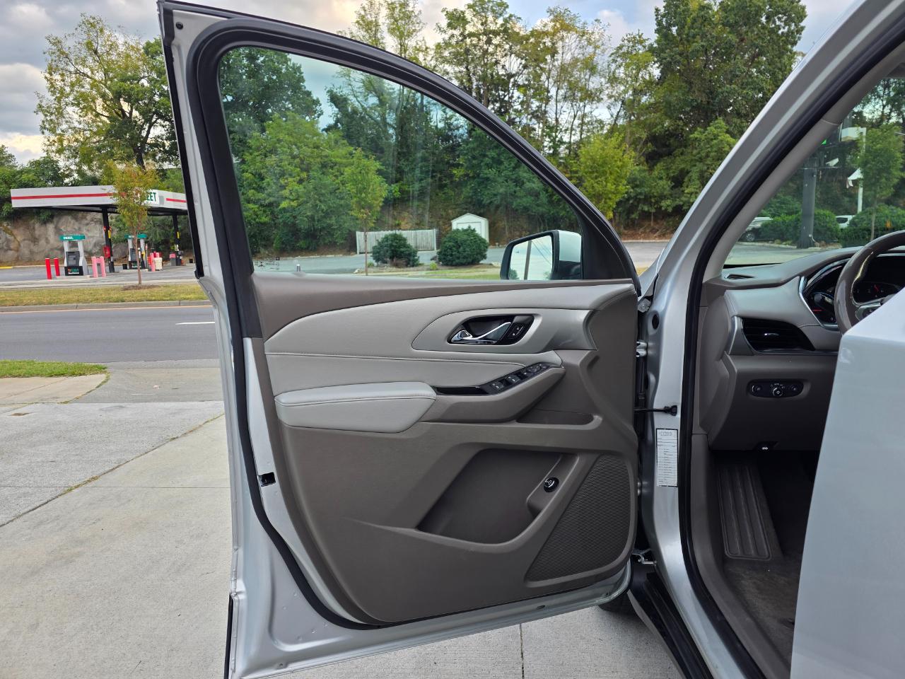 Chevrolet Traverse LT Cloth AWD 2021