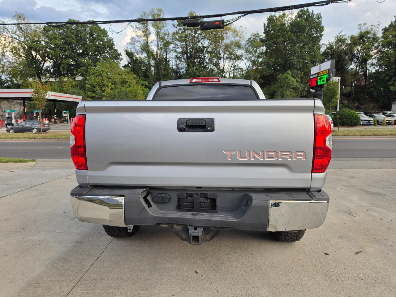 Toyota Tundra SR5 5.7L V8 CrewMax 4WD 2014
