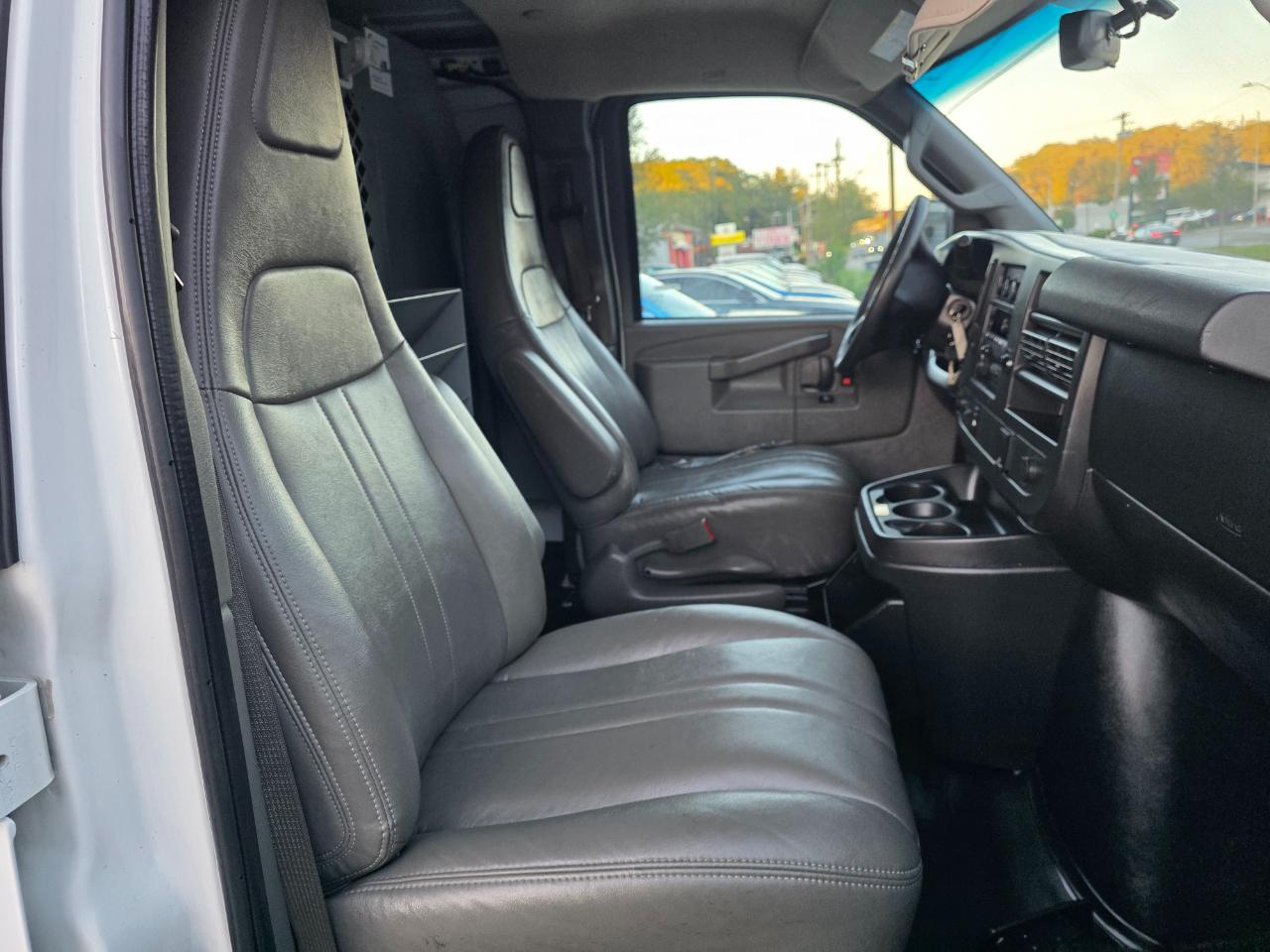 Chevrolet Express 3500 Cargo 2016