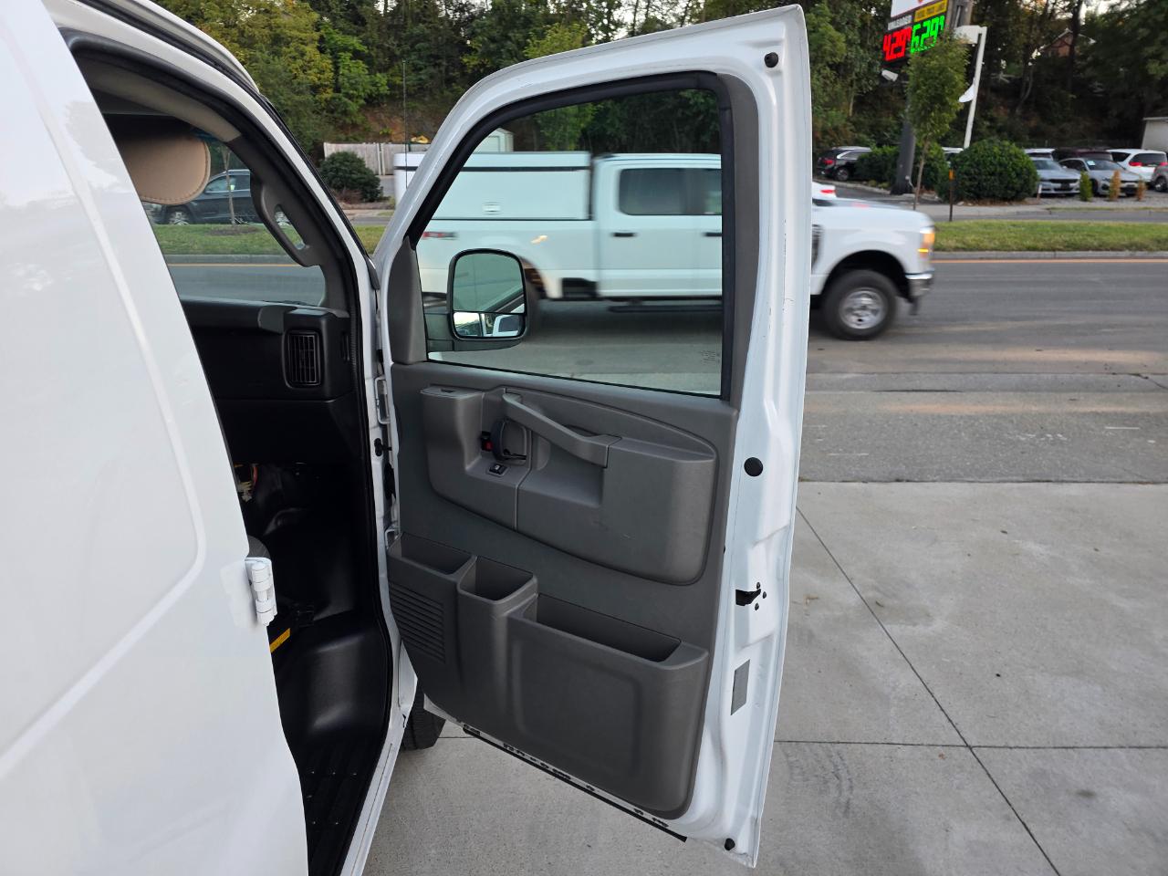 Chevrolet Express 3500 Cargo 2016