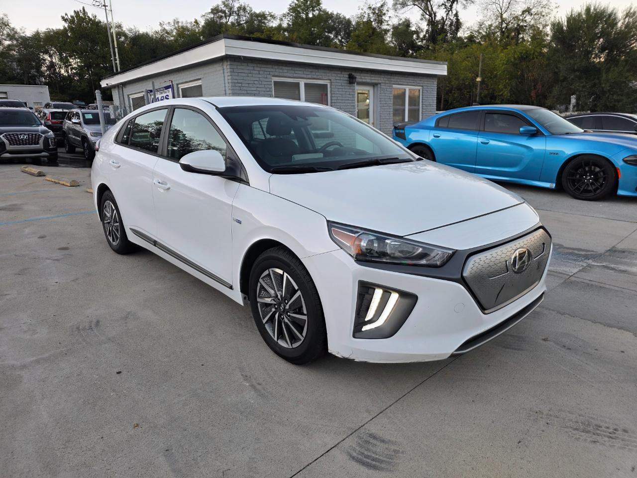 Hyundai Ioniq Electric SE 2020