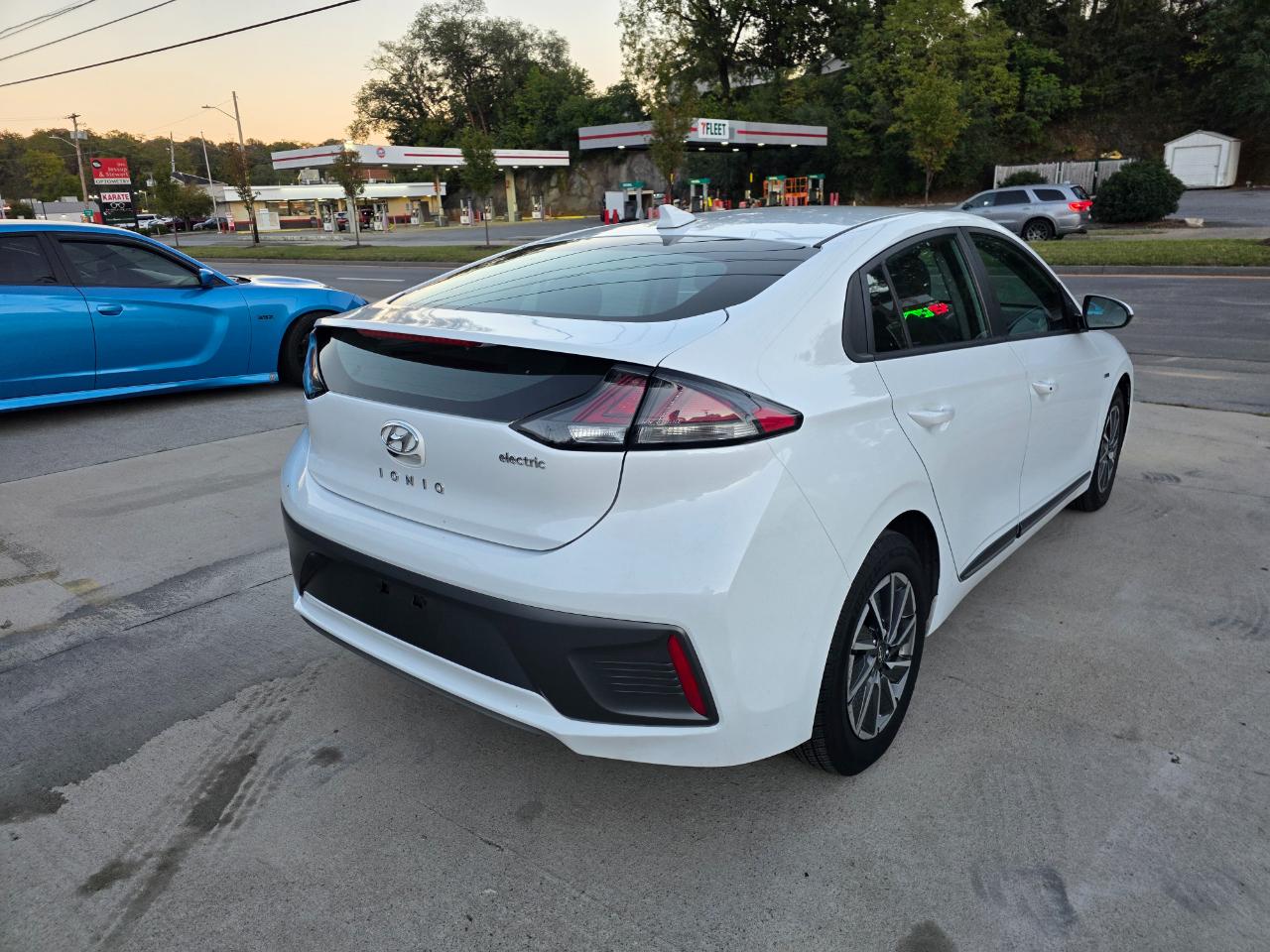 Hyundai Ioniq Electric SE 2020