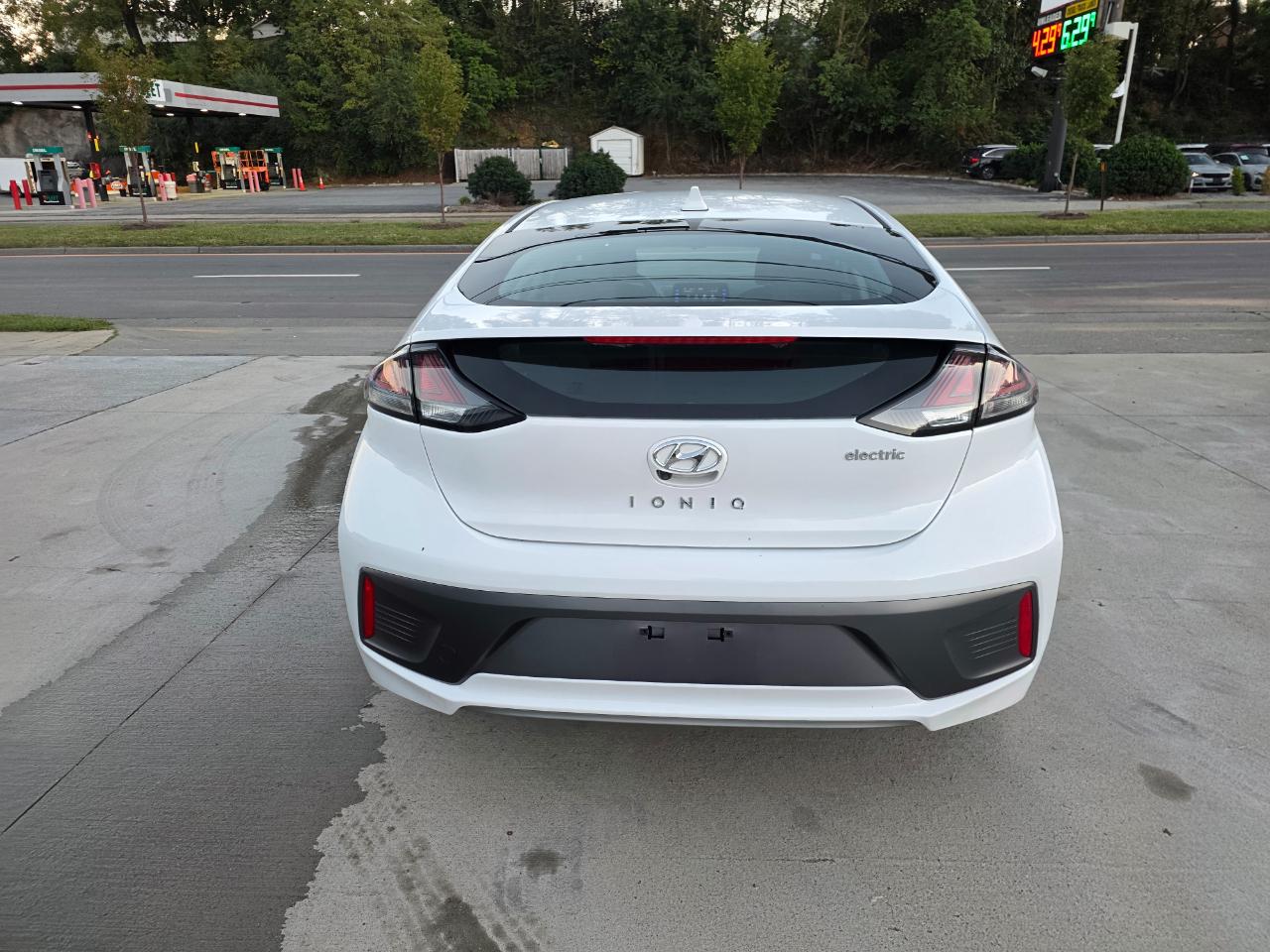 Hyundai Ioniq Electric SE 2020