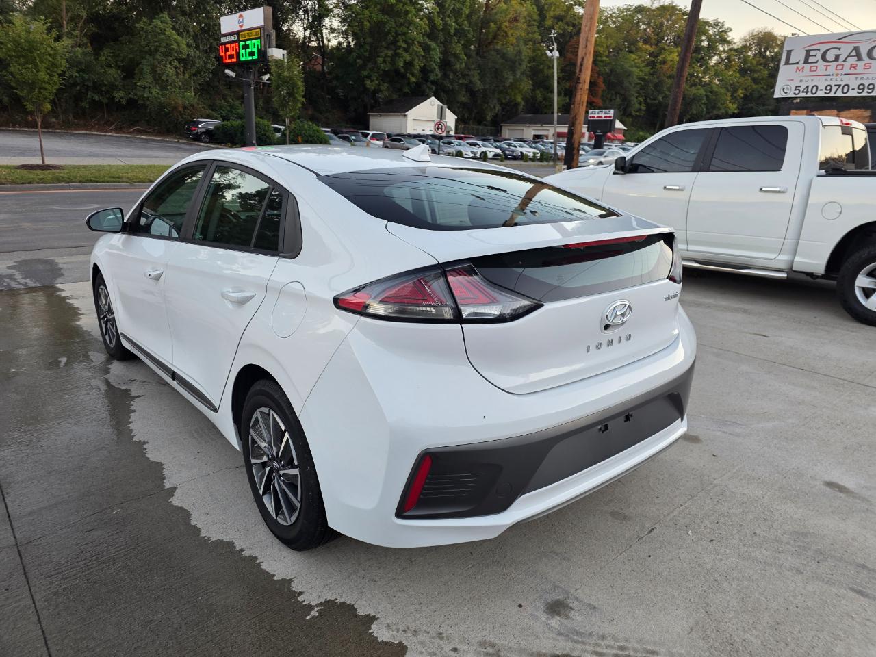 Hyundai Ioniq Electric SE 2020