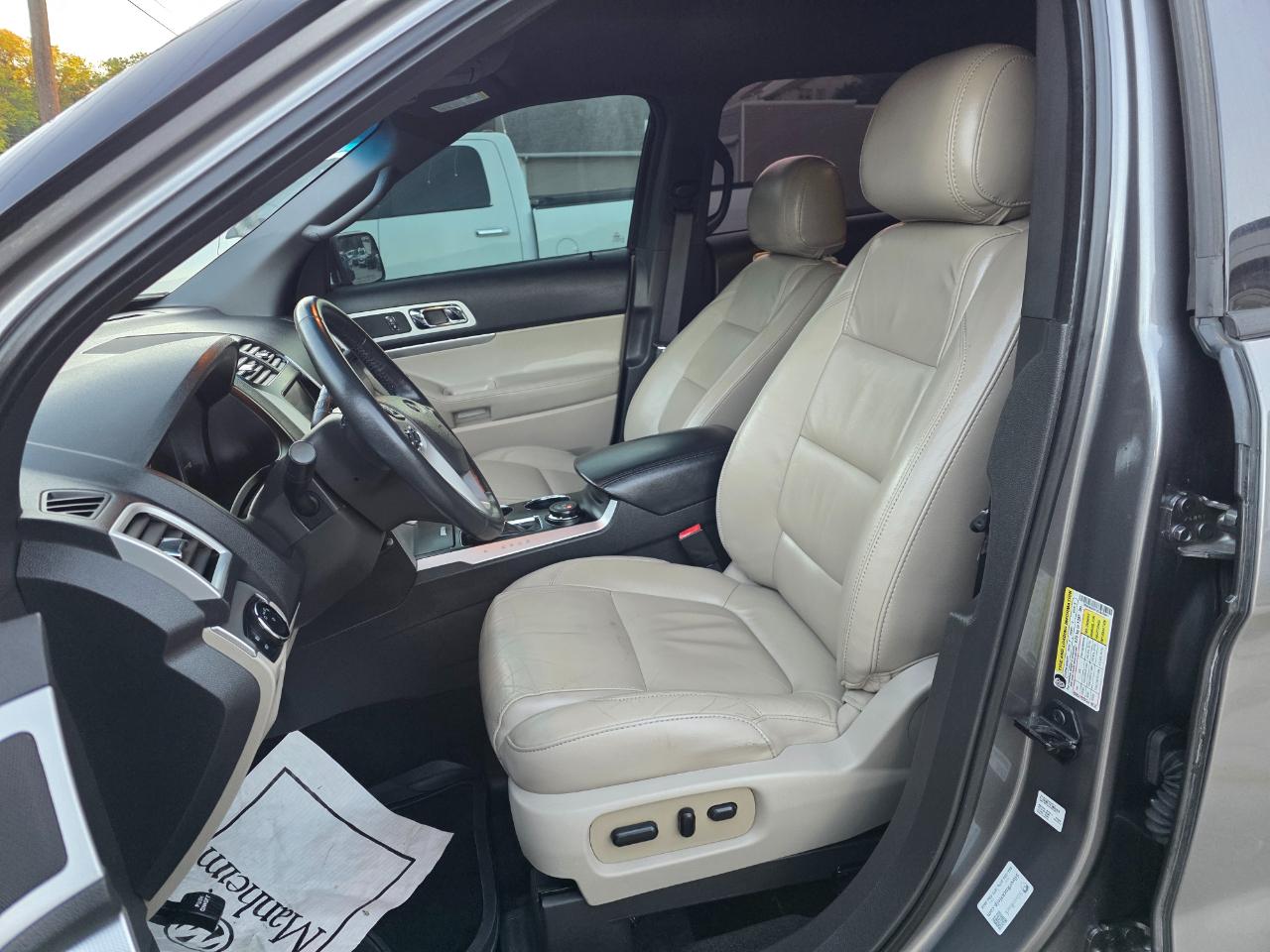 Ford Explorer XLT 4WD 2014