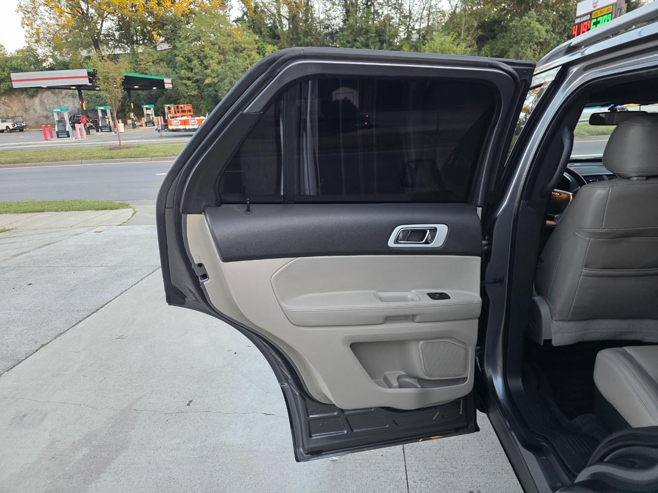 Ford Explorer XLT 4WD 2014