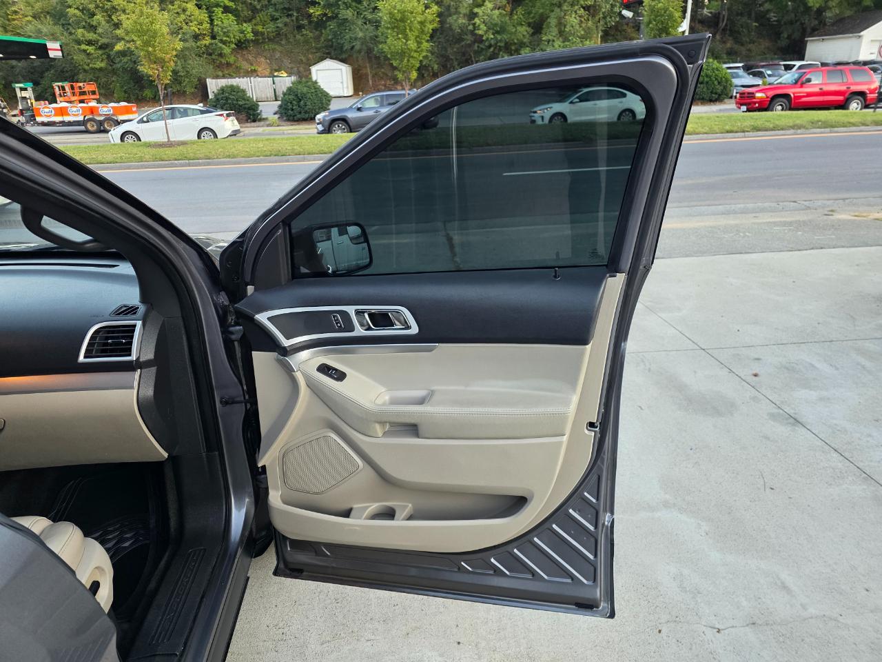 Ford Explorer XLT 4WD 2014