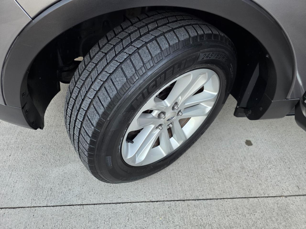 Ford Explorer XLT 4WD 2014