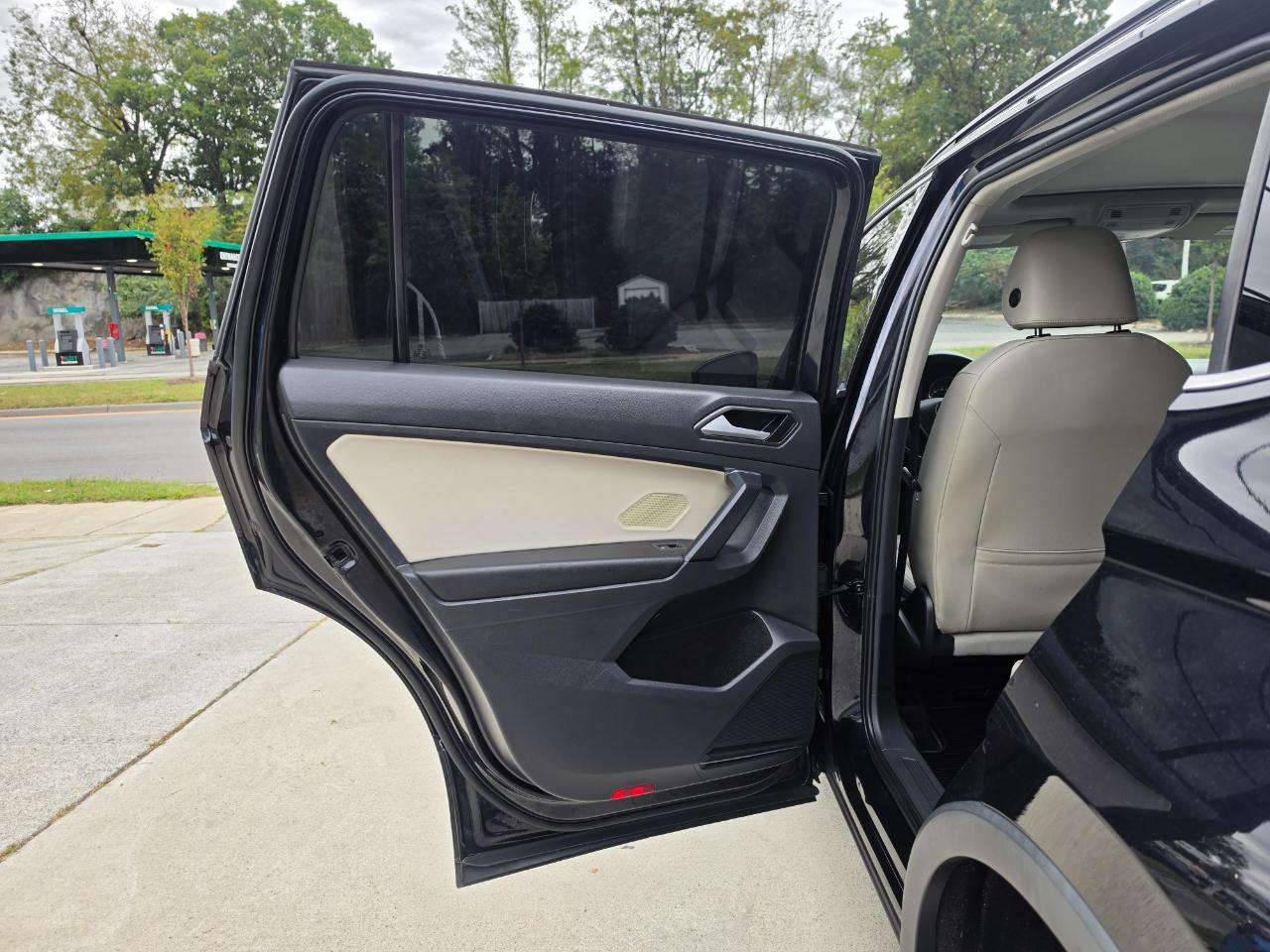 Volkswagen Tiguan SEL 4Motion AWD 2019