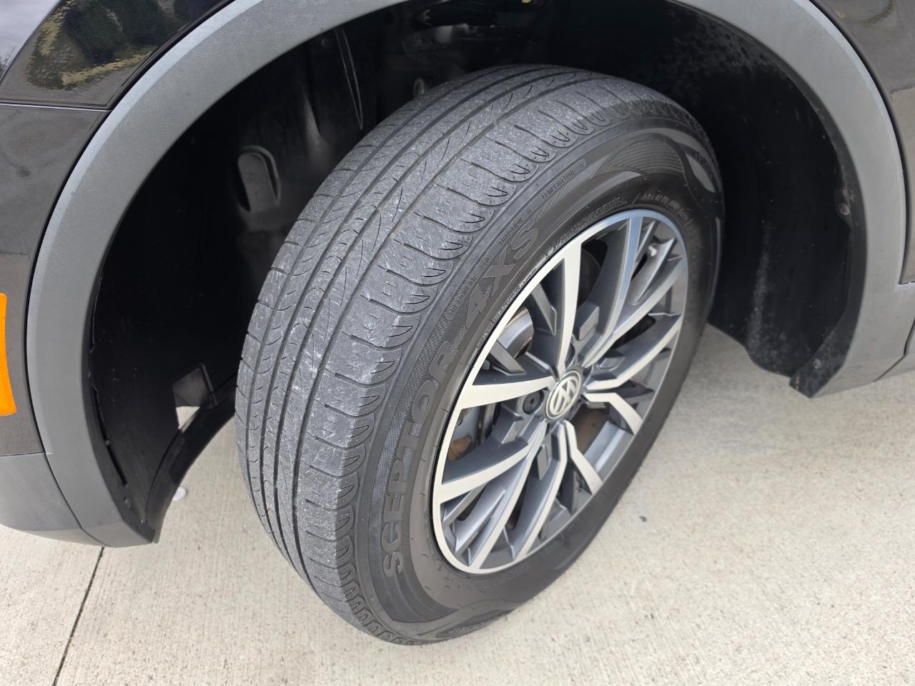 Volkswagen Tiguan SEL 4Motion AWD 2019