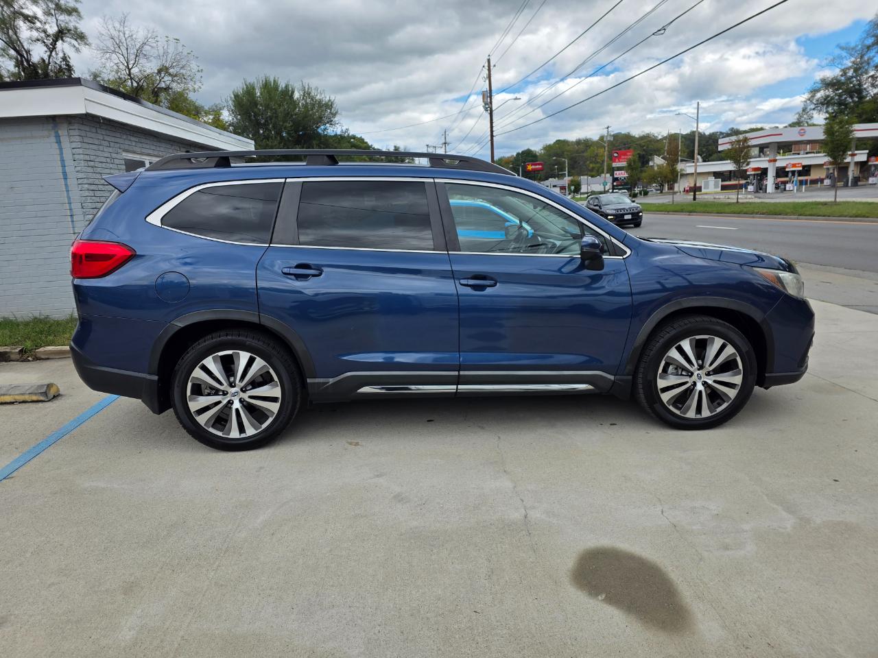 Subaru Ascent Limited w/8-Passenger Technology Pkg 2020