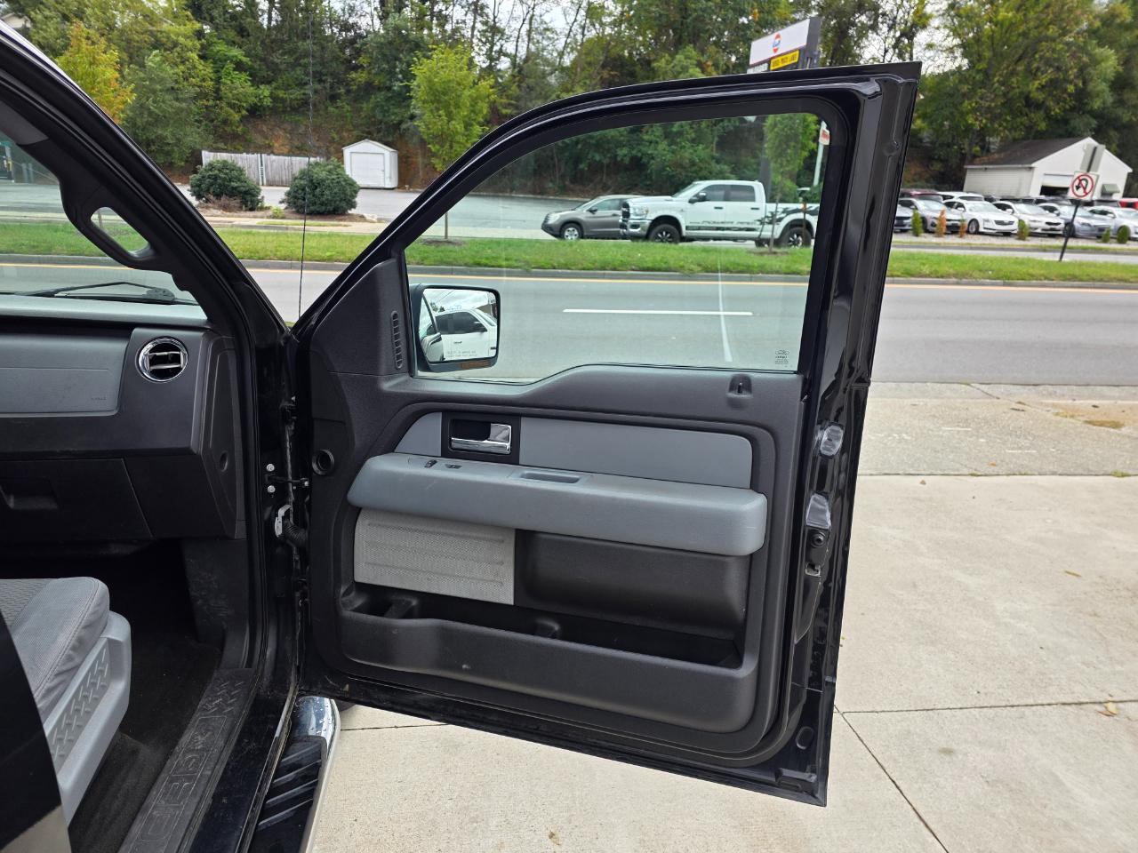 Ford F-150 XLT SuperCrew 6.5-ft. Bed 4WD 2012