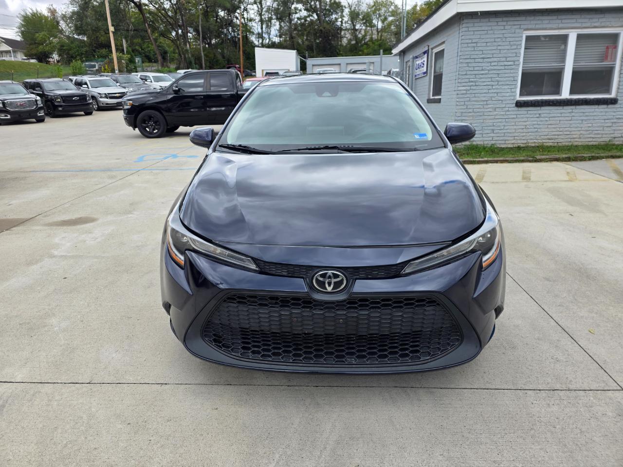 Toyota Corolla LE 2021
