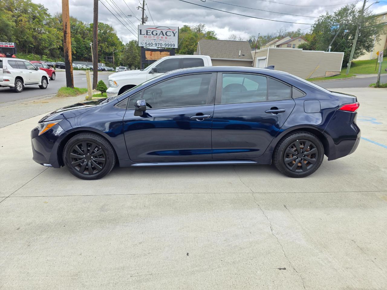 Toyota Corolla LE 2021