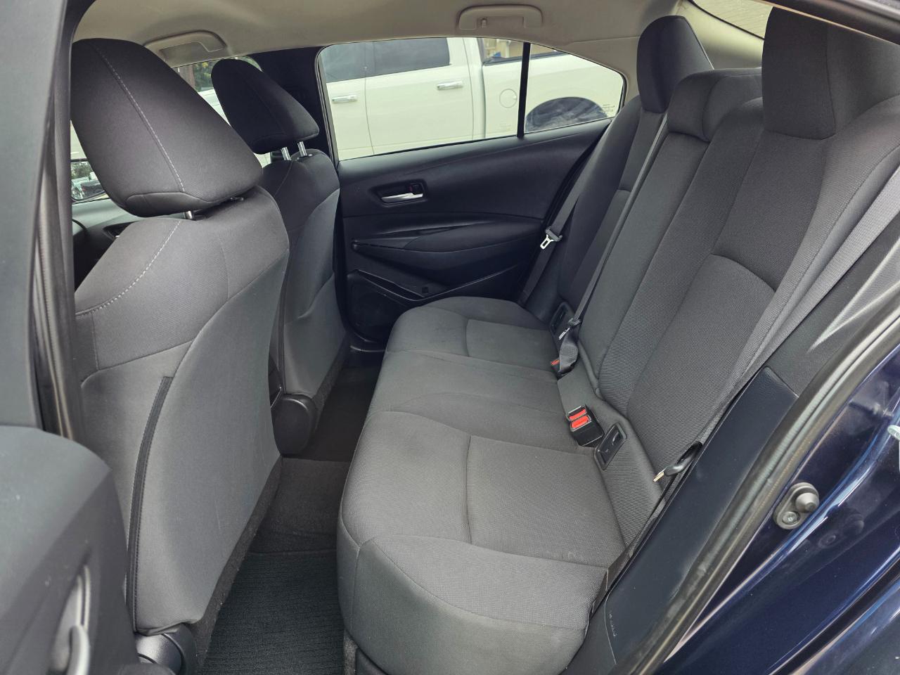 Toyota Corolla LE 2021